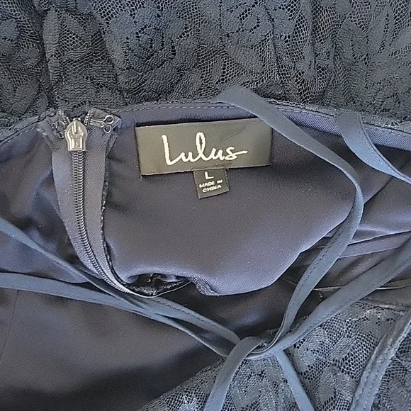 EUC Lulu's Navy Lace Dress - Picture 8 of 12